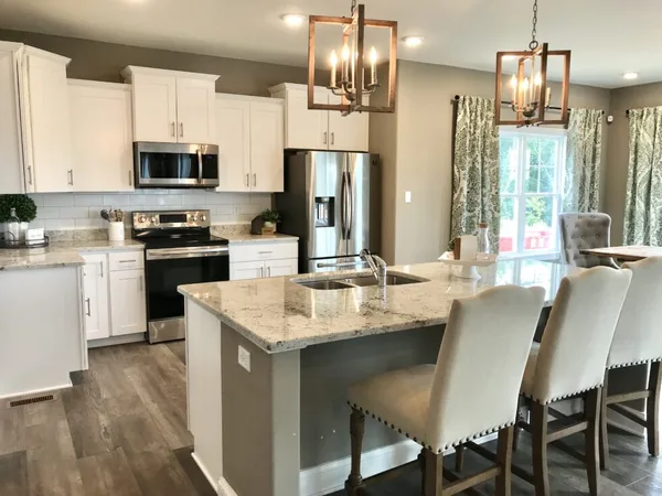 IMG_4407-1-980x735 Willow upgraded kitchen by Boyd Homes.